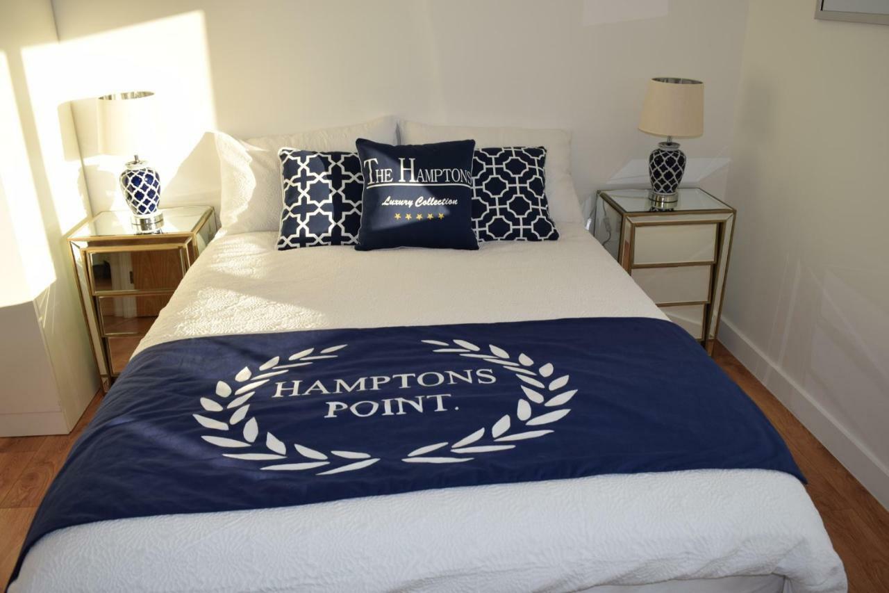 Апартаменты Hamptons Point Энфилд Экстерьер фото